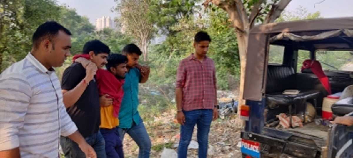 नोएडा पुलिस ने मुठभेड़ के बाद 25 हजार का इनामी बदमाश को दबोचा